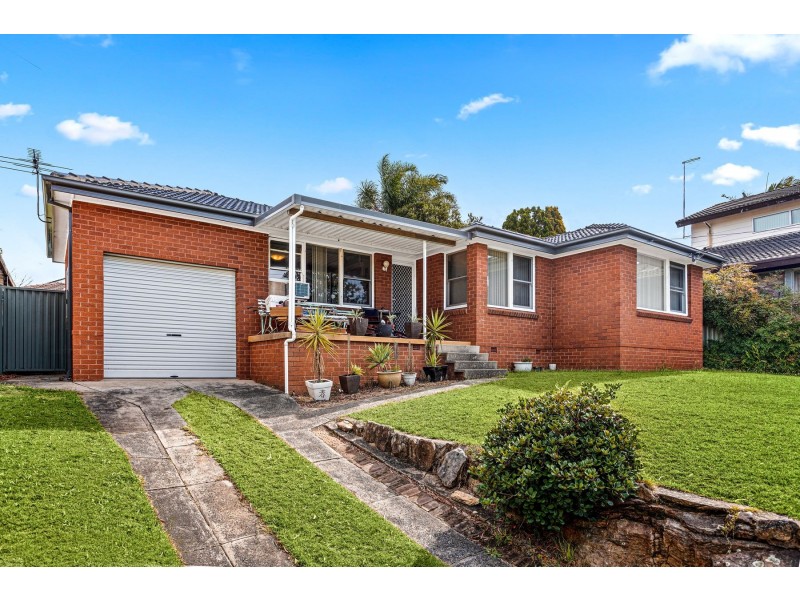 3 Forbes Crescent, Engadine NSW 2233