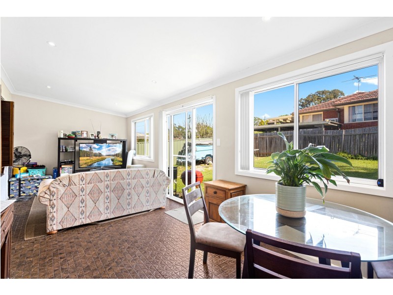 3 Forbes Crescent, Engadine NSW 2233