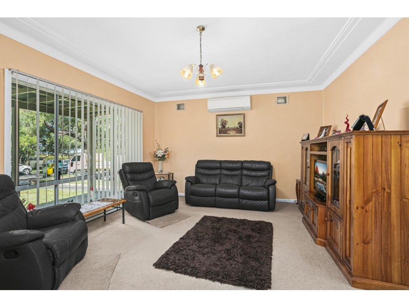 15 Carramar Crescent, Miranda NSW 2228