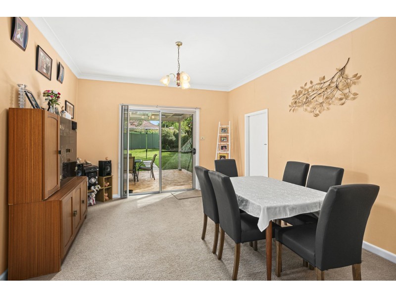 15 Carramar Crescent, Miranda NSW 2228