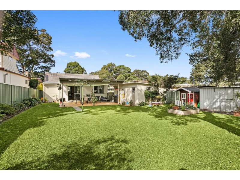 15 Carramar Crescent, Miranda NSW 2228