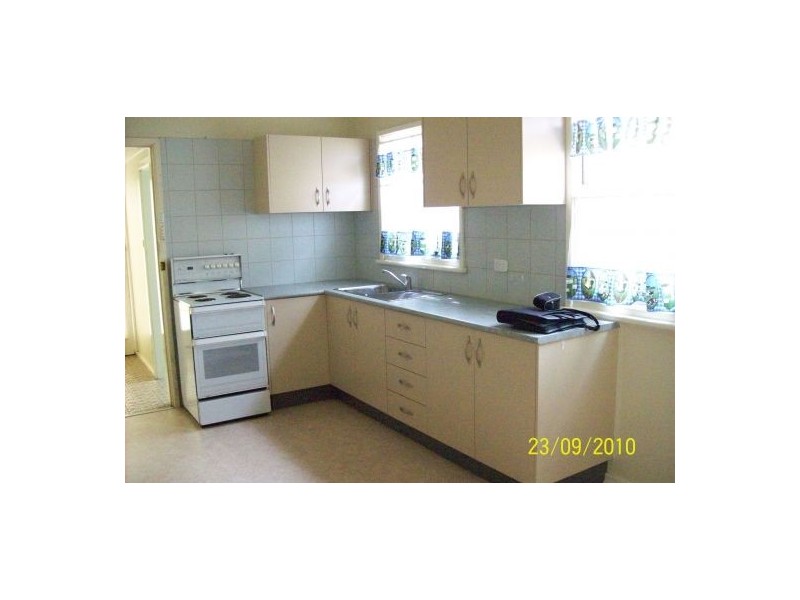 13 Saros Street, Belmont NSW 2280