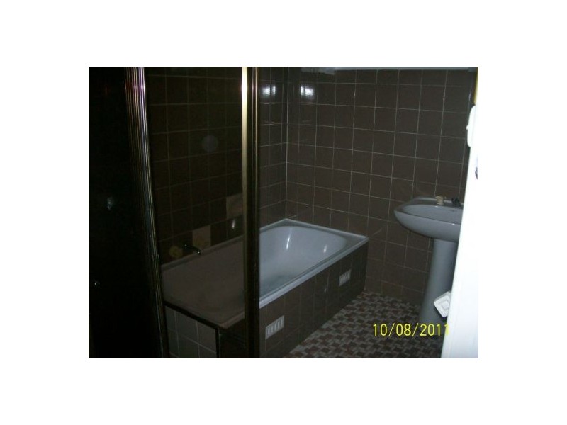 1 Tudor, Belmont NSW 2280