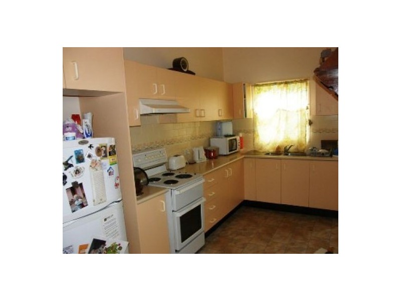 2/31 Marks Point Rd, Marks Point NSW 2280