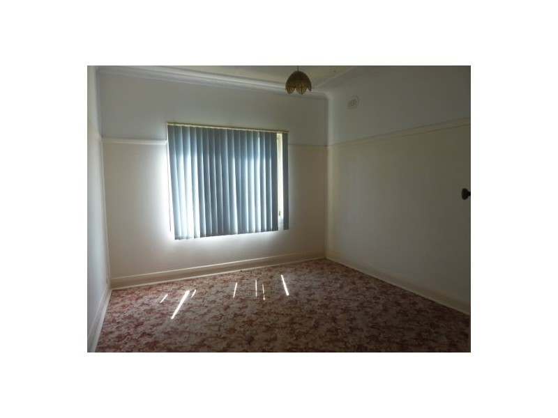 45 Braye St, Mayfield NSW 2304