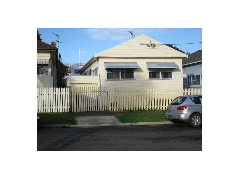 20 Walter St, Belmont NSW 2280