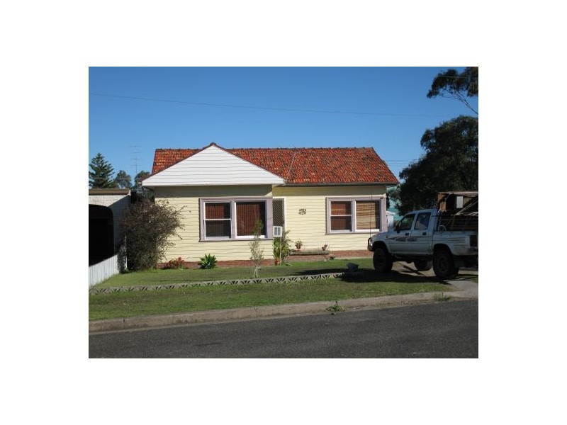 24 Vincent St, Belmont NSW 2280