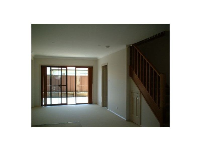 1/53 Livingston, Belmont NSW 2280