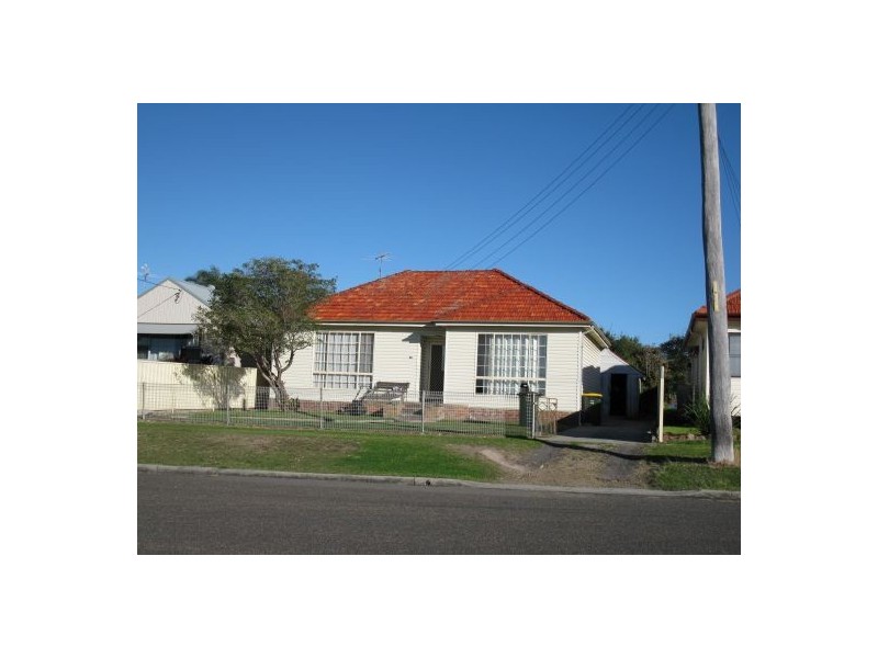 24 Deane, Belmont NSW 2280