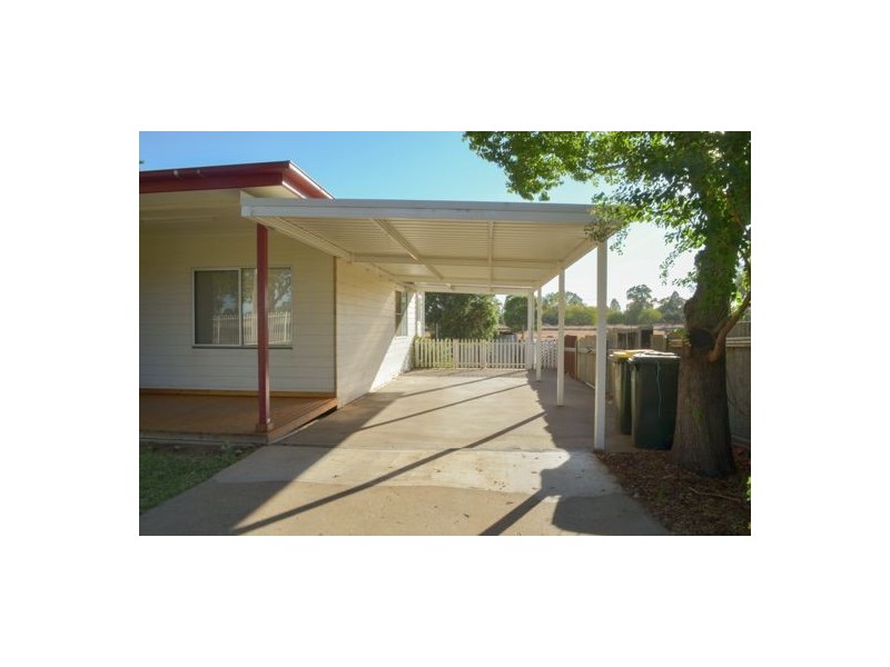 184 Lower Miller Street, Gilgandra NSW 2827