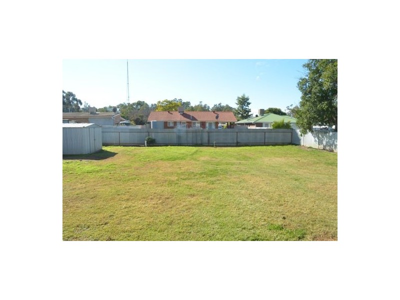 70 Chester Street, Warren NSW 2824