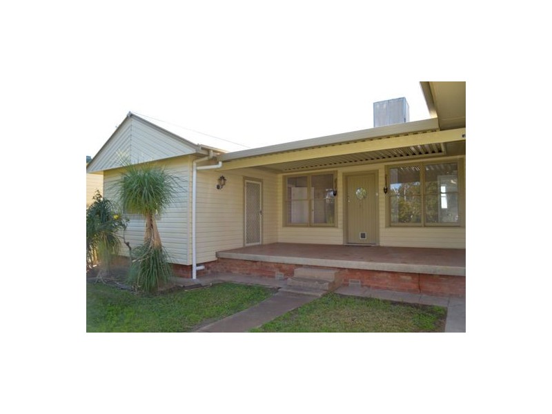 70 Chester Street, Warren NSW 2824