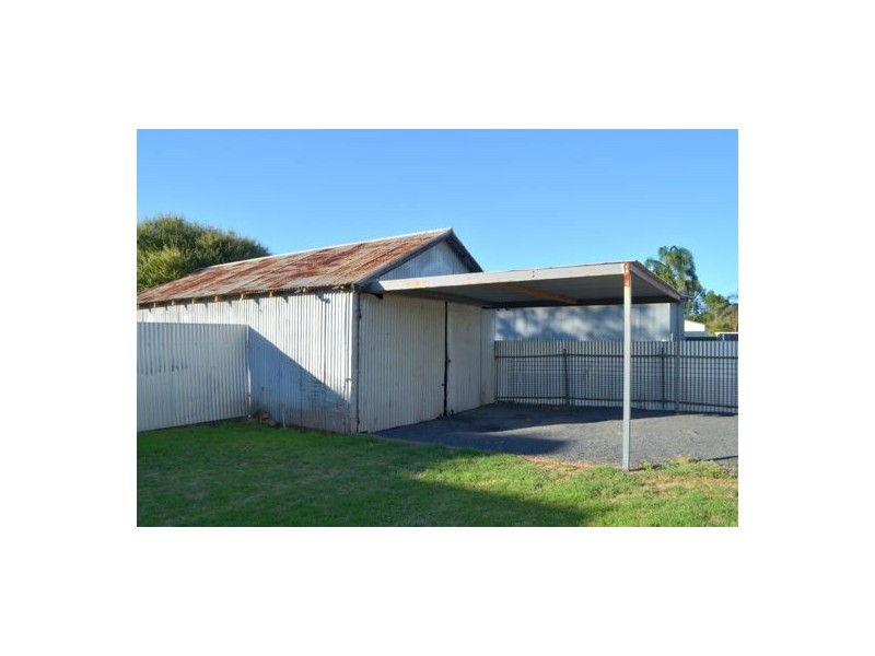4 Wrigley Street, Gilgandra NSW 2827