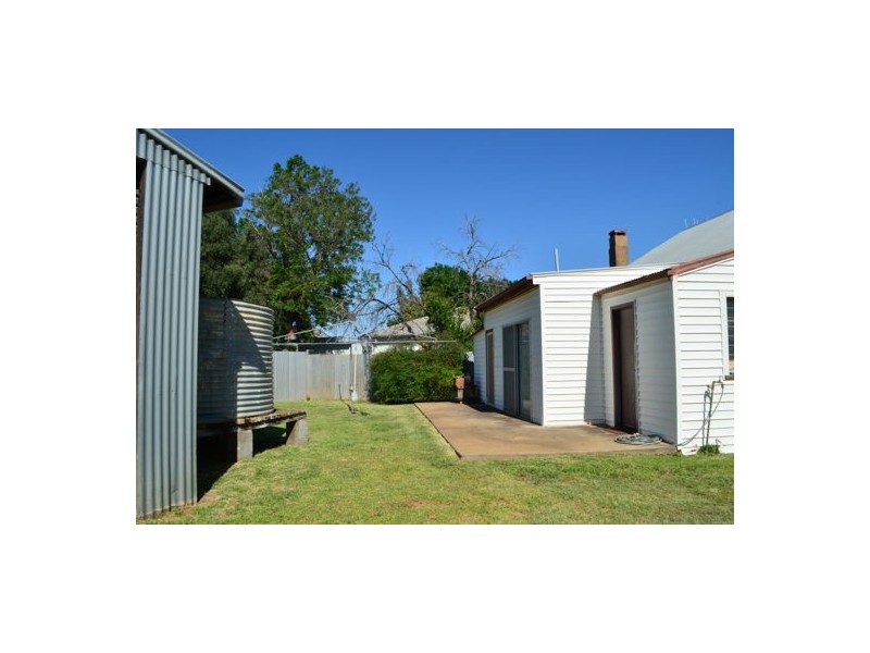 3 Wrigley Street, Gilgandra NSW 2827