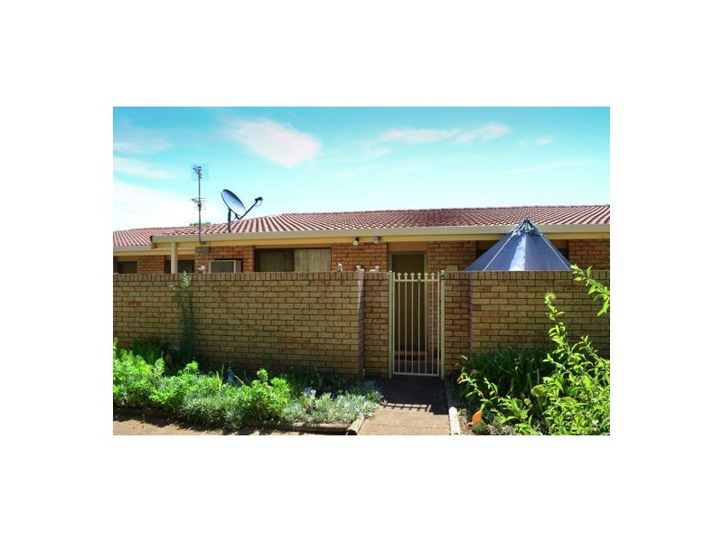 2/50 Birch Avenue, Dubbo NSW 2830