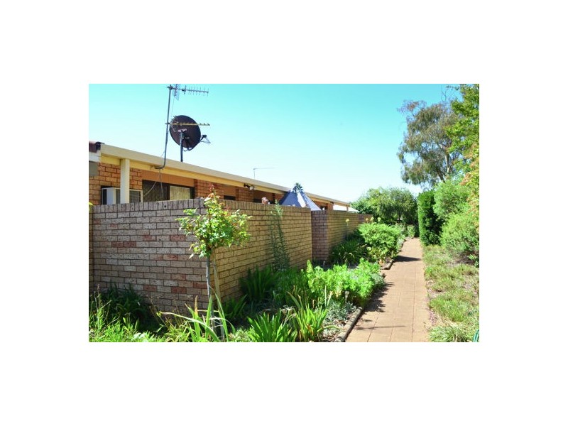2/50 Birch Avenue, Dubbo NSW 2830