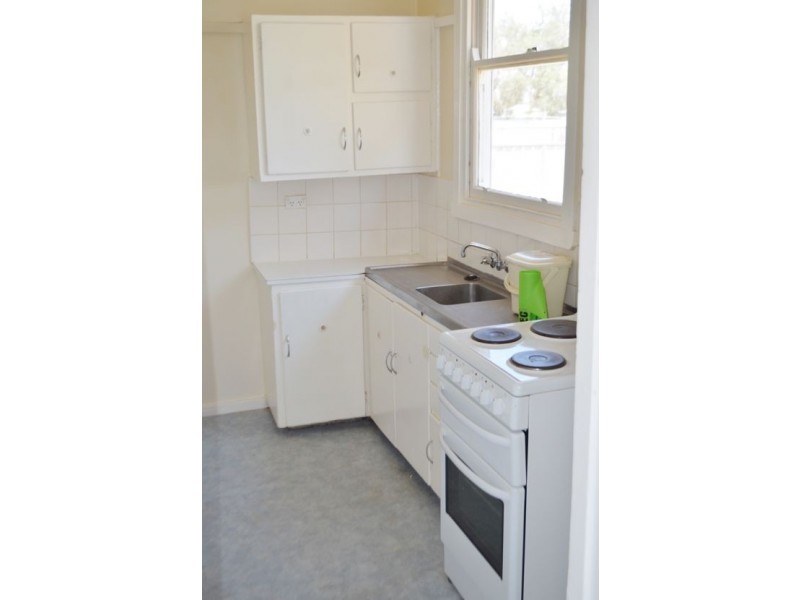 21 Campbell Street, Trangie NSW 2823
