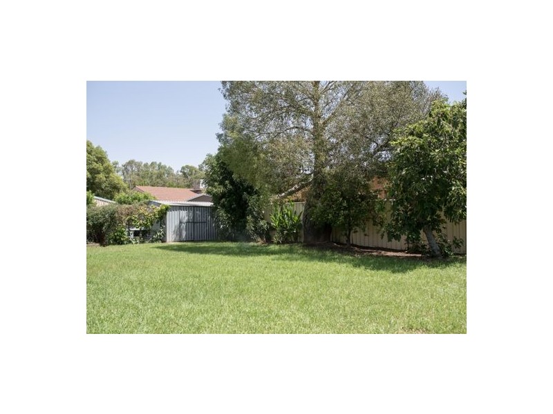 45 Garden Avenue, Warren NSW 2824