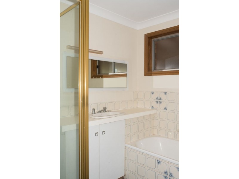 16 Iris Street, Gilgandra NSW 2827