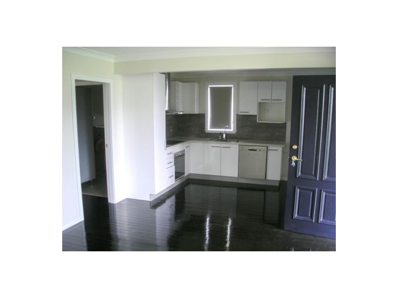 8 Boss Avenue, Warren NSW 2824