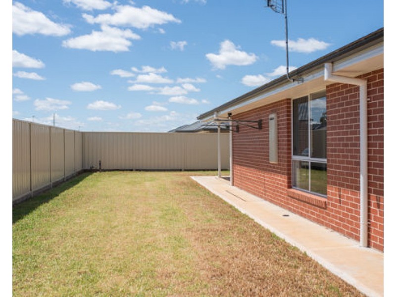 43B Volta Avenue, Dubbo NSW 2830