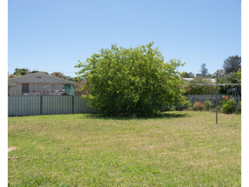 8 Boss Avenue, Warren NSW 2824