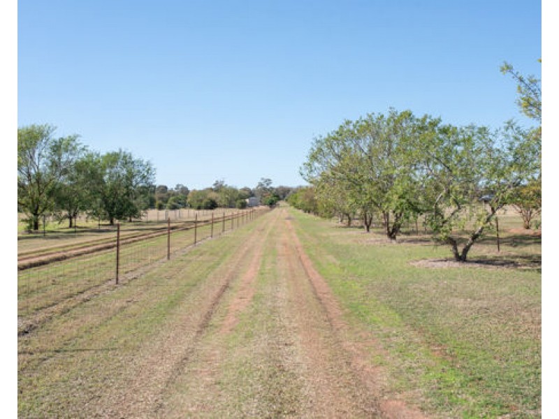 36 Torryburn Way, Dubbo NSW 2830