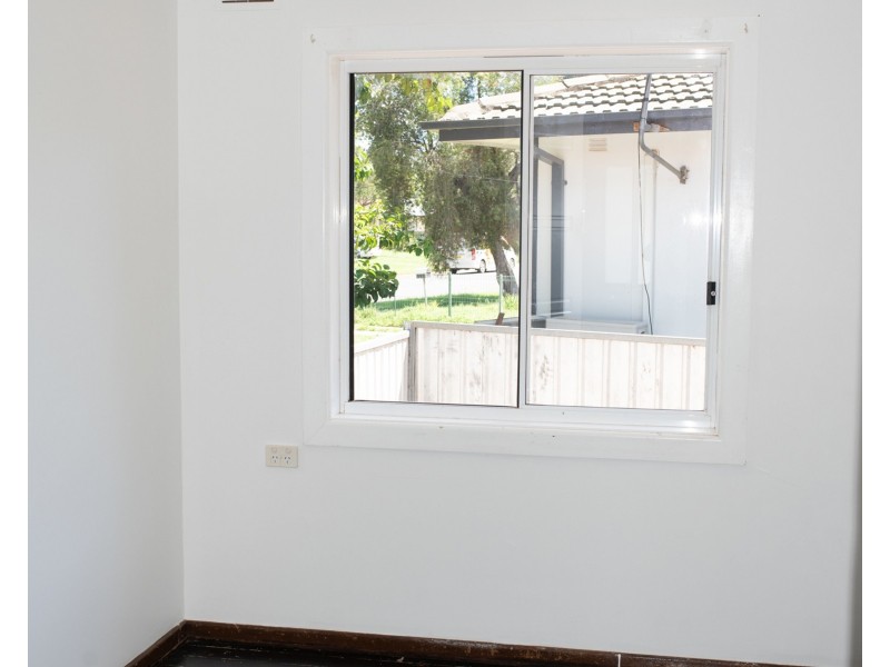 20 Garden Avenue, Warren NSW 2824