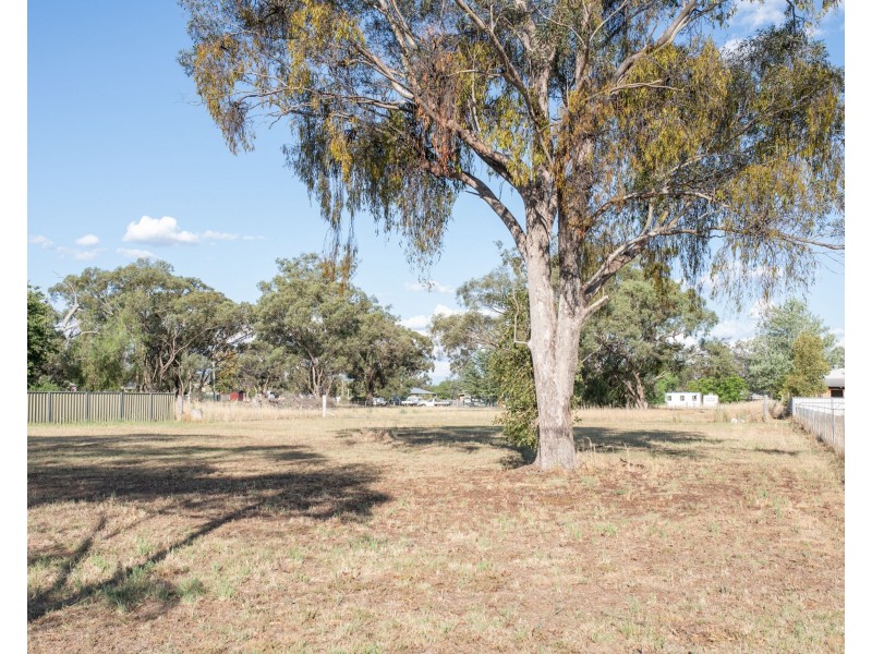 28 Farnell Street, Mendooran NSW 2842