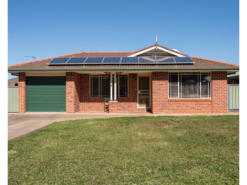 4 Quail Court, Dubbo NSW 2830