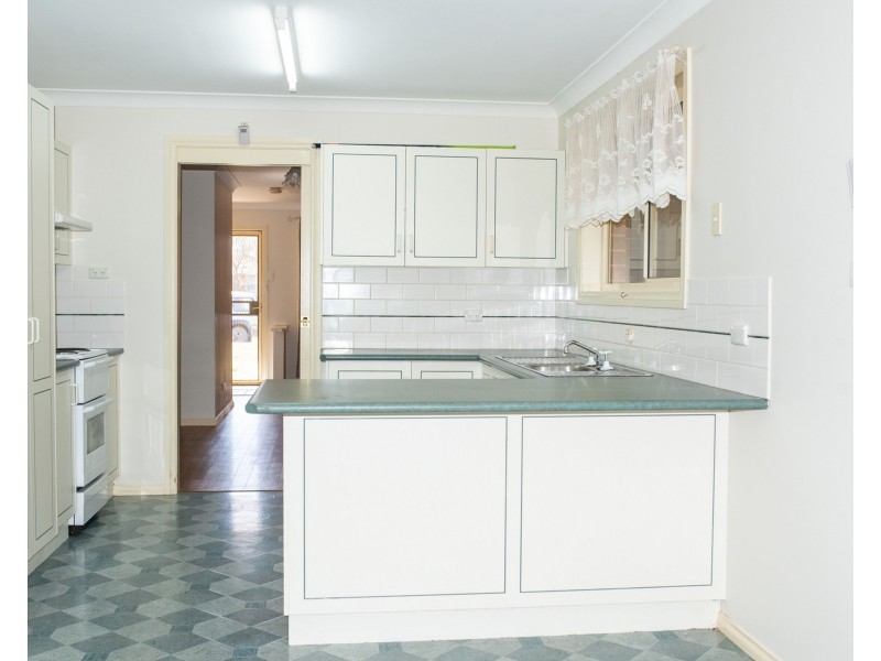 4 Quail Court, Dubbo NSW 2830