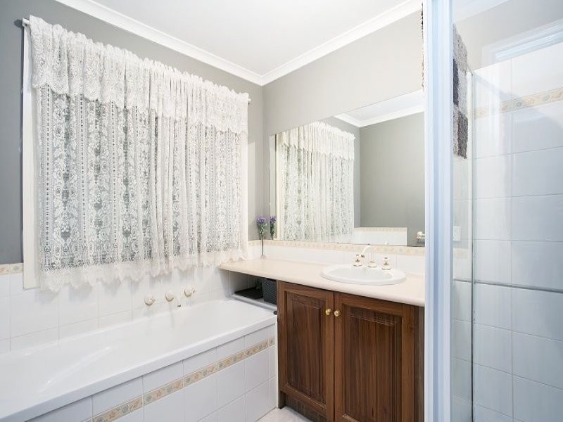 152 Maramba Drive, Narre Warren VIC 3805