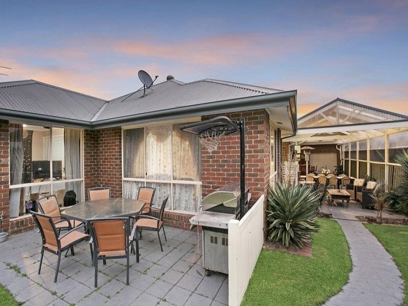 152 Maramba Drive, Narre Warren VIC 3805