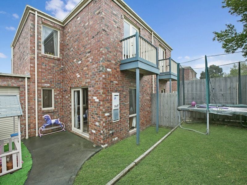 7/8-13 Adelaide Close, Berwick VIC 3806