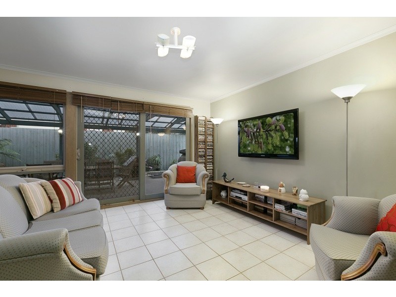 42 Strathaird Drive, Narre Warren South VIC 3805