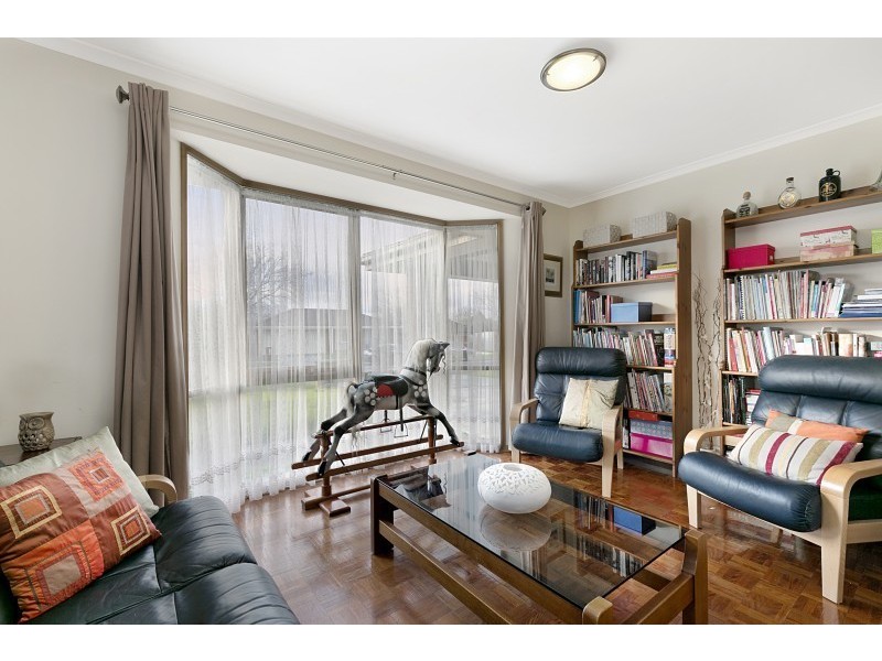 42 Strathaird Drive, Narre Warren South VIC 3805