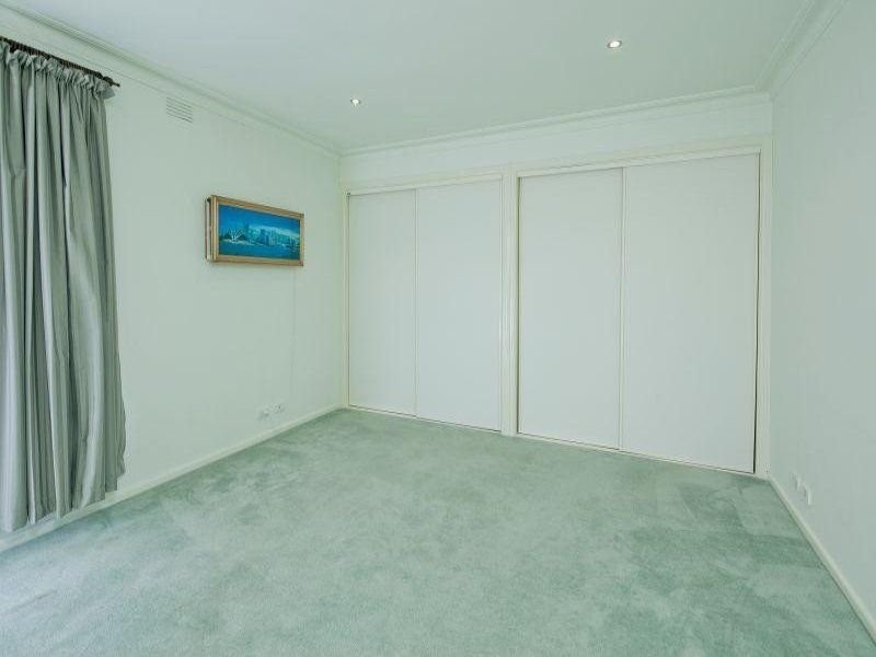 4 Rebecca Mac Court, Hallam VIC 3803