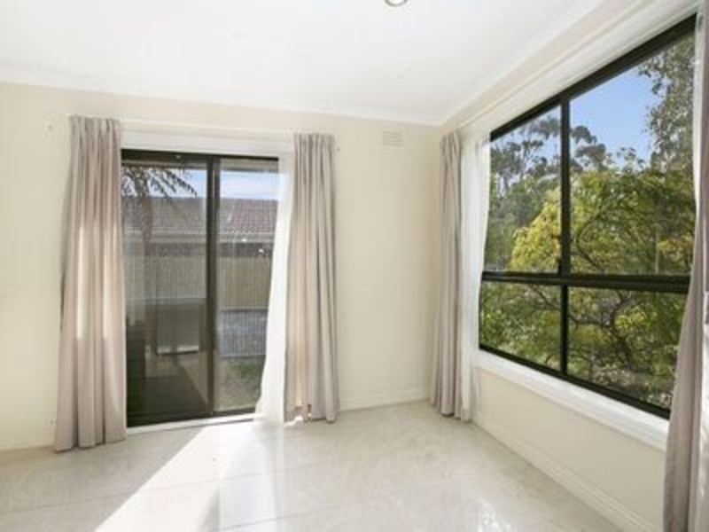 28 Sweeney Drive, Narre Warren VIC 3805