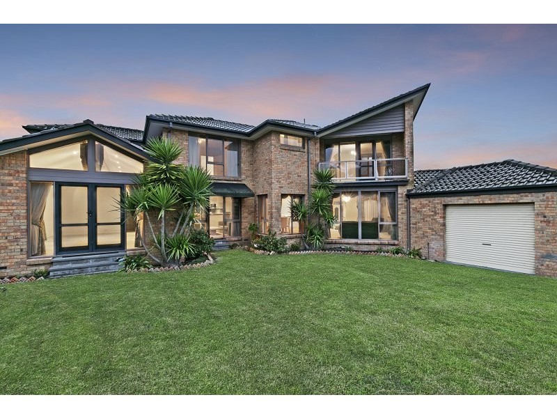 10 & 11 Damon Close, Narre Warren South VIC 3805