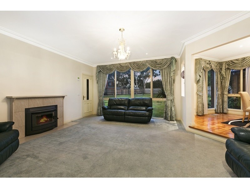 10 & 11 Damon Close, Narre Warren South VIC 3805