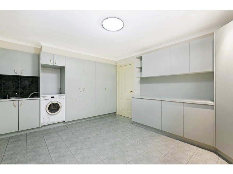 10 & 11 Damon Close, Narre Warren South VIC 3805