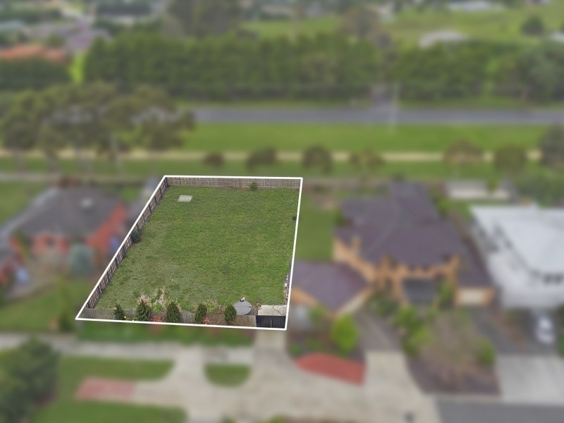 10 & 11 Damon Close, Narre Warren South VIC 3805