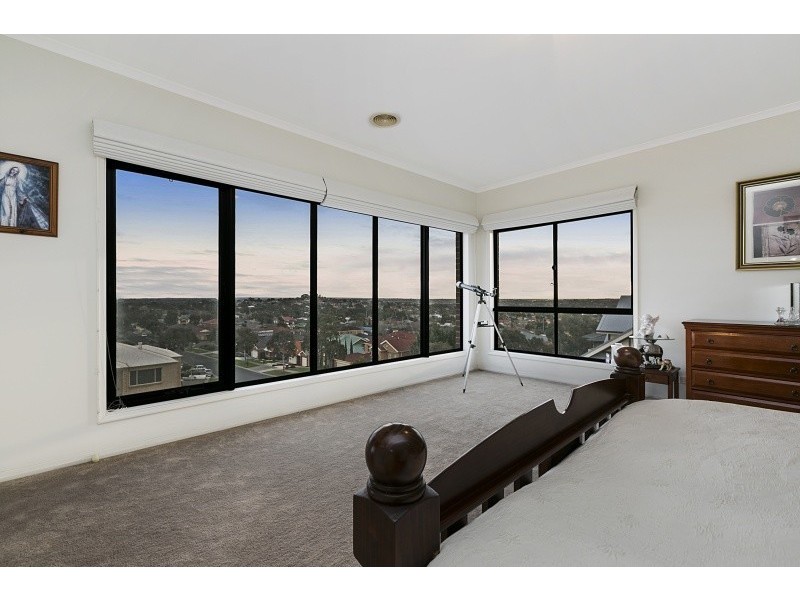 21 Wintersun Road, Berwick VIC 3806