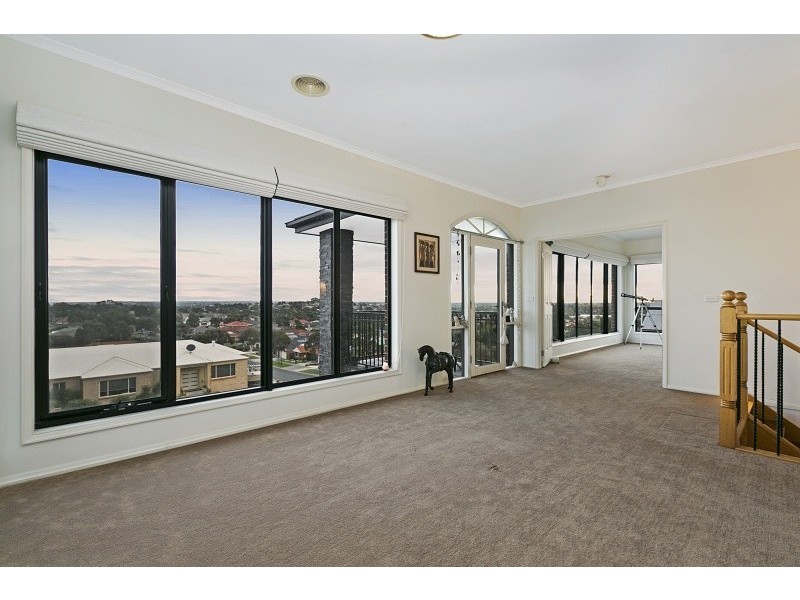 21 Wintersun Road, Berwick VIC 3806