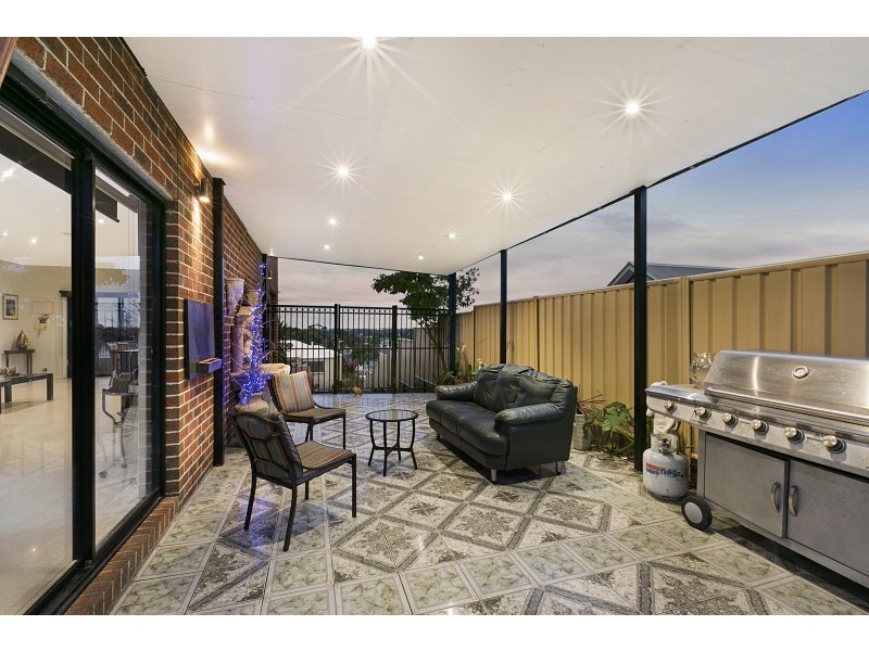 21 Wintersun Road, Berwick VIC 3806