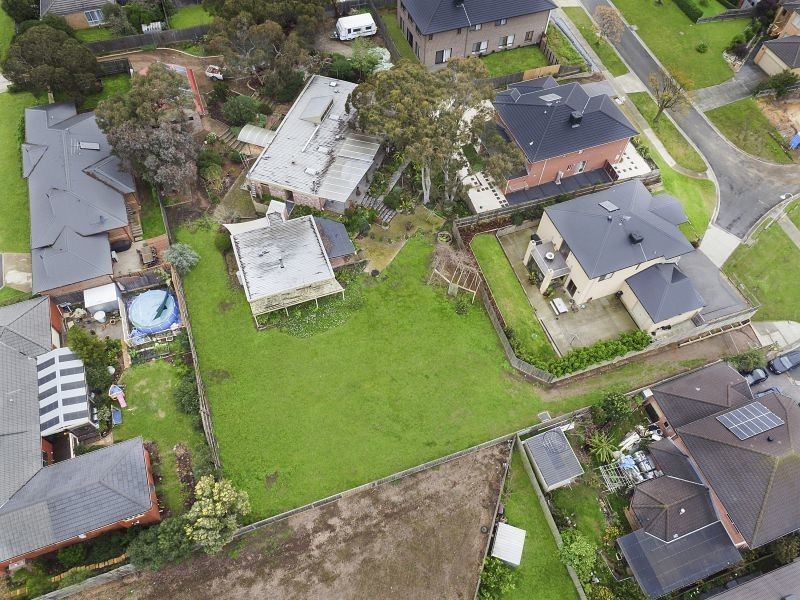 27 Frederick Rise, Narre Warren South VIC 3805