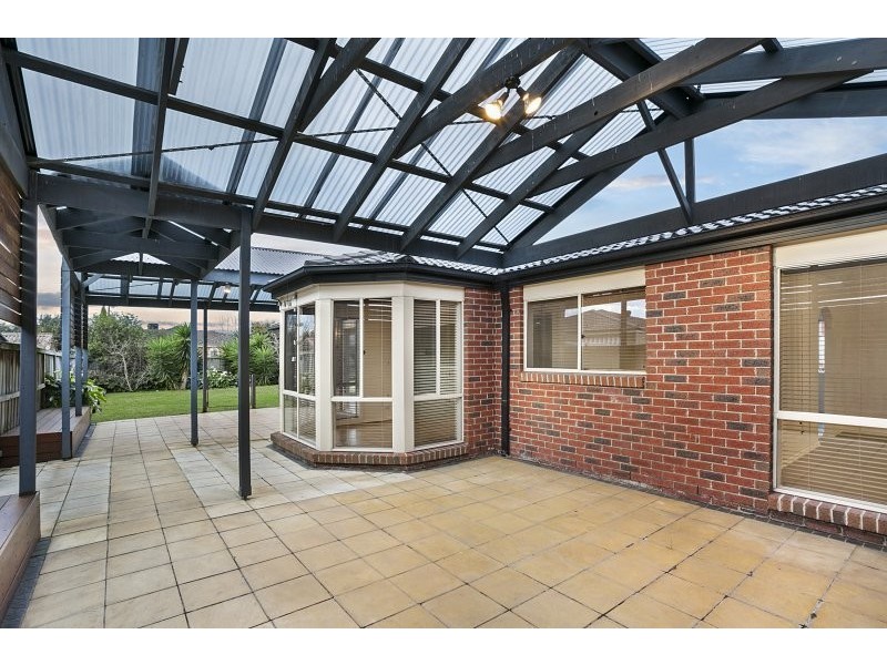 10 Emperor Road, Berwick VIC 3806