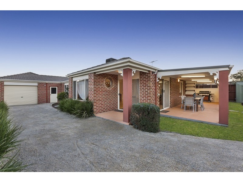 8 Red Oak Terrace, Lyndhurst VIC 3975