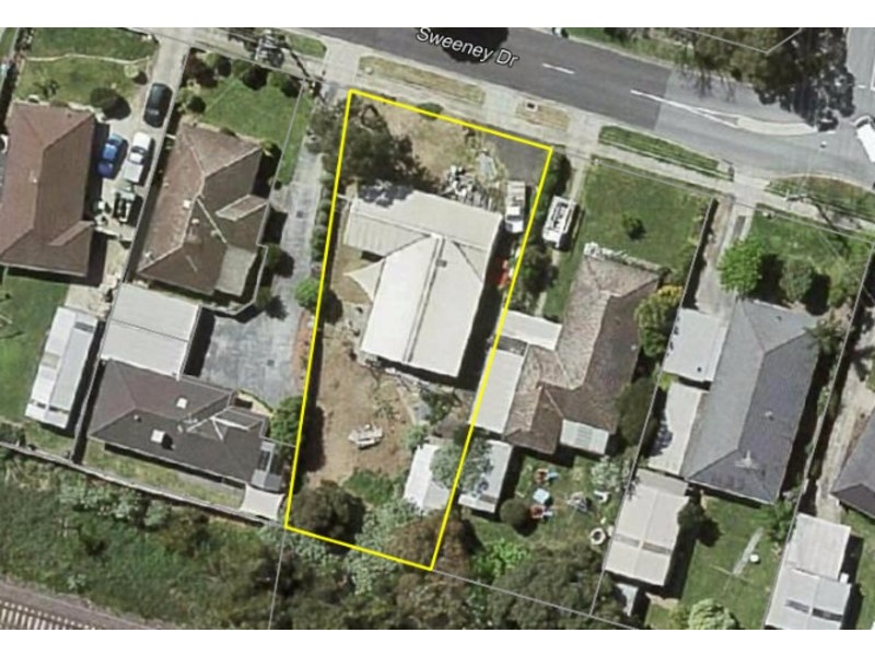 98 Sweeney Drive, Narre Warren VIC 3805