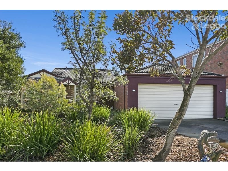 137 Kendall Drive, Narre Warren VIC 3805